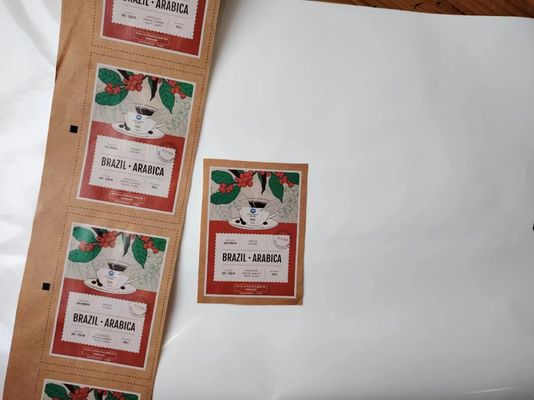 Ταυτοποίηση προϊόντος με επαγγελματικά αυτοκόλλητα στην ετικέτα συσκευασίας